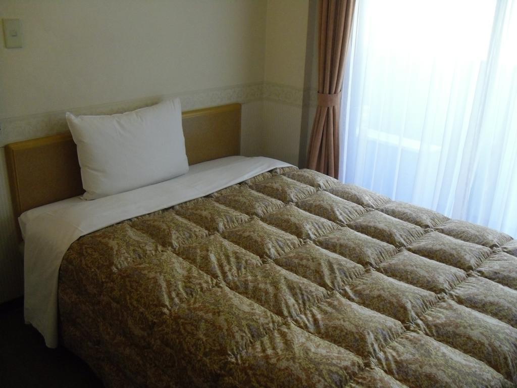 Toyoko Inn Hokkaido Sapporo-Eki Nishi-Guchi Hokudai Mae מראה חיצוני תמונה